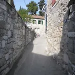 Appartamento Varos