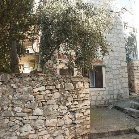 Διαμέρισμα Varos Σπλιτ