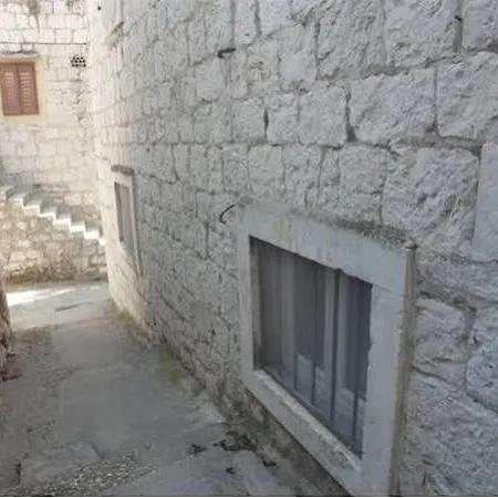 Varos Apartmán