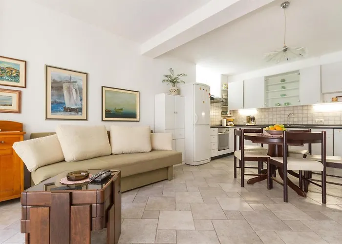 아파트 아파트먼트 바로스 스플리트